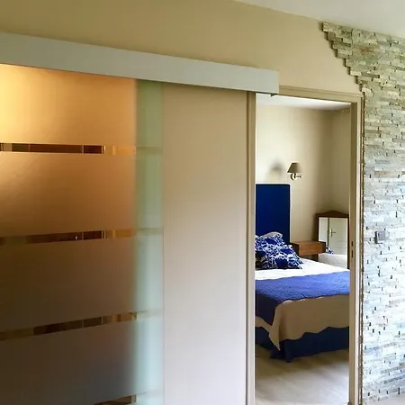 Lodge Livesi