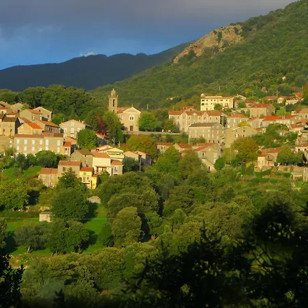 Livesi Lodge